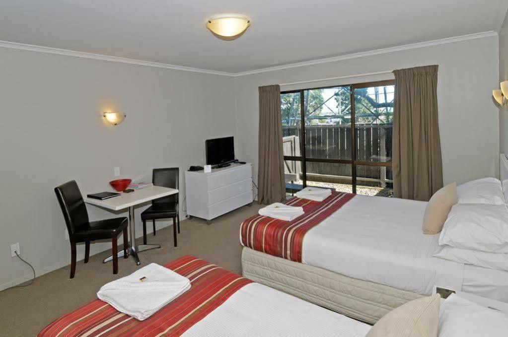 Airport Harbour Motel Auckland Exterior photo